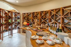 Tiệc buffet Ana Mandara Cam Ranh
