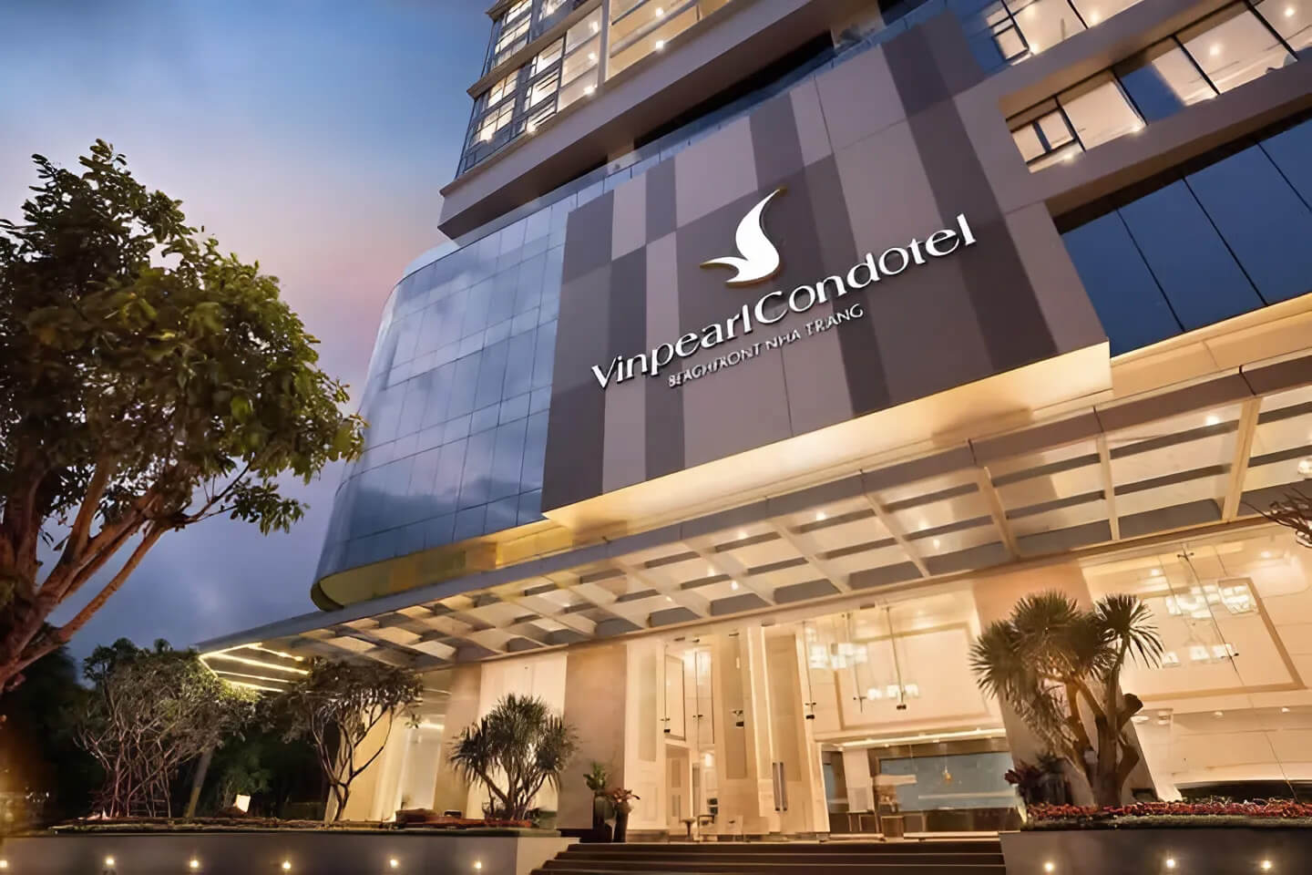 Vinpearl Beachfront Nha Trang khách sạn ở trung tâm Nha Trang